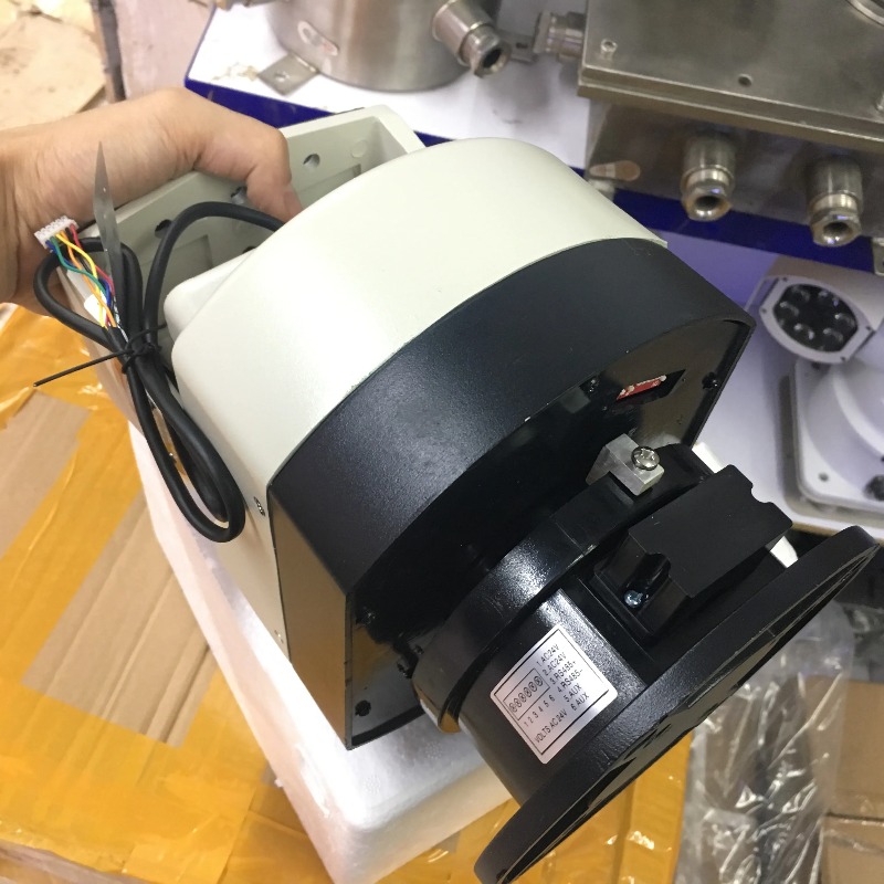 Staffa PTZ per Esterni 24V AC  - Pan Tilt Bracket recensione e prezzo